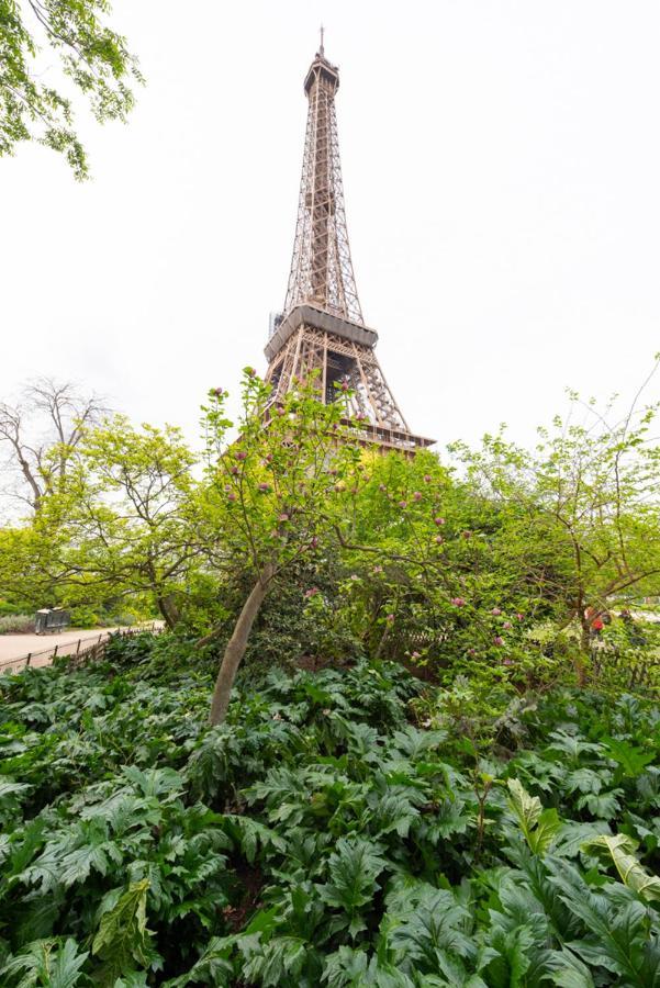 Appartamento Au Pied De La Tour Parigi Esterno foto
